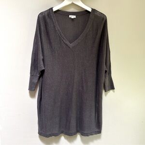 V-neck Organic Linen Boxy 3/4 Sleeve Tunic Top by Garnet Hill size Medium